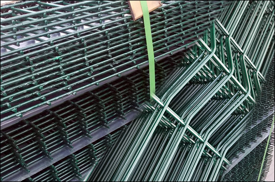 Green PVC Coated Steel 358 Mesh High Security Fencing